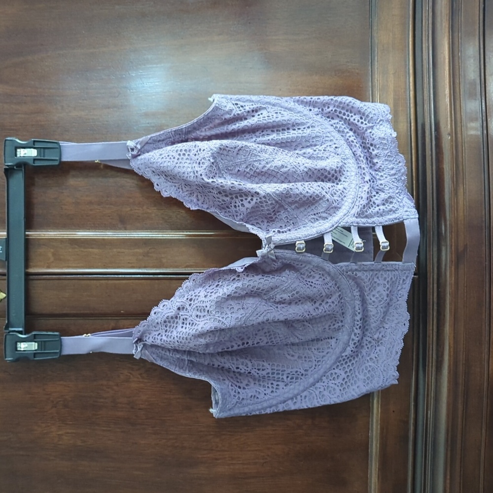 Cacique unlined curvy balconette long line bra. 38J.